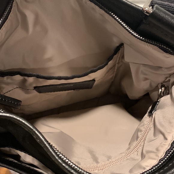 Tumi Voyageur Crossbody Black Nylon - Picture 4 of 4